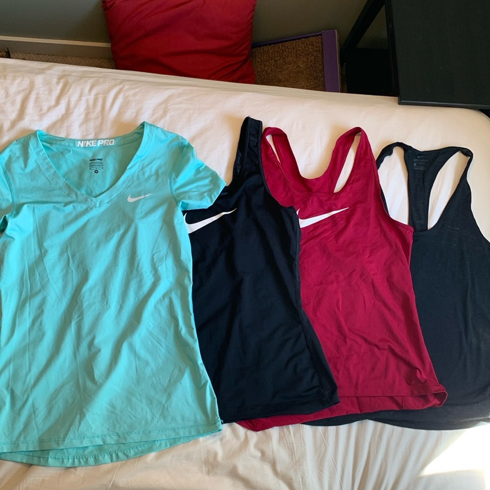 4 Nike tops size medium